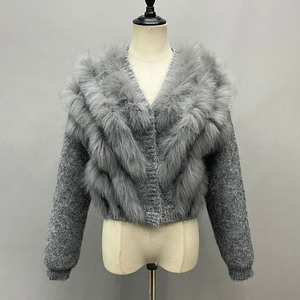 <span class=keywords><strong>Cardigan</strong></span> in Maglia da Donna Jancoco, Tessuto Misto Lana, Maglione Morbido Lavorato a Maglia <span class=keywords><strong>con</strong></span> Vera <span class=keywords><strong>Pelliccia</strong></span> di Volpe - Product Image 5