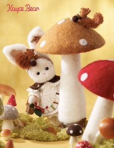 Adorable peluche lapin blanc sur le thème de la forêt avec bandeau en forme d'écureuil et robe en forme de champignon - Product Image 1
