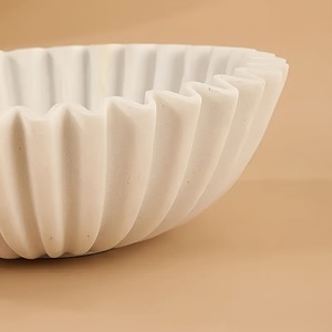 Vente directe d'usine, bol <span class=keywords><strong>à</strong></span> <span class=keywords><strong>fruits</strong></span> rond avec cadre ondulé blanc, design minimaliste nordique pour hôtel et usage domestique - Product Image 5