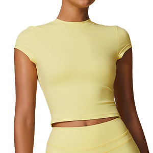 Disko Sport Top de yoga con cuello redondo para mujer, Top corto de manga corta de color sólido para entrenamiento y gimnasio DDX8863 - Product Image 2