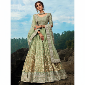 Impressionnant vert paillettes Net réception porter Lehenga Choli - Product Image 1