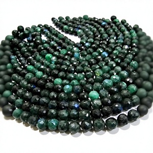 Perles rondes facettées en labradorite verte naturelle de 6-7 mm, brins de 8 pouces de long - Product Image 1
