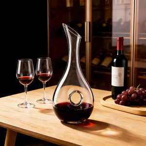 Carafe à whisky en verre moderne faite à la main sur mesure pour le vin et l'utilisation en restaurant - Product Image 4