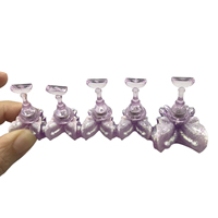 Nouveau support professionnel en plastique pour présentation d'ongles, 18 couleurs, effet aurore irisé, magnétique, base fleur papillon, support d'entraînement