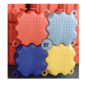 HDPE galleggiante pontone piattaforma <span class=keywords><strong>barca</strong></span> <span class=keywords><strong>a</strong></span> <span class=keywords><strong>motore</strong></span> <span class=keywords><strong>barca</strong></span> Yacht ormeggio con ponte galleggiante e rete da pesca scatola blocco di plastica cubo - Product Image 1