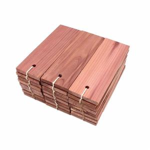 Armoire en blocs de bois de pin <span class=keywords><strong>rouge</strong></span> neige personnalisable en gros direct d'usine pour la Protection des vêtements Options d'emballage personnalisées - Product Image 6