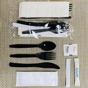Kit de plástico para cubiertos de peso pesado To Go Airline Ps Cuchara Tenedor Cuchillo Sal Pimienta Cubiertos desechables Juego envuelto