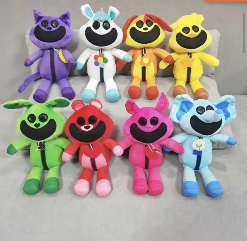 Critters sonrientes juguetes de peluche Rayuela CatNap BearHug Plushie Doll Kawaii relleno Noel decoración regalo para niños