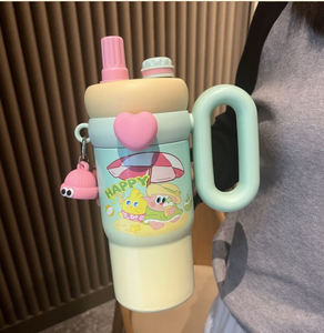 800Ml Roestvrijstalen 316 Dubbele Drinkbekers Nieuw Handvat Schattige Jongen Meisje Studenten Water Flessen Ijs <span class=keywords><strong>Thermos</strong></span> Beker <span class=keywords><strong>Plastic</strong></span> Drinkwaren - Product Image 3