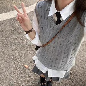 Canotta Classica RL Ricamata in <span class=keywords><strong>Cotone</strong></span> e Acrilico, Canotta Casual Senza Maniche con Scollo a V in Maglia Intrecciata, Gilet in <span class=keywords><strong>Lana</strong></span> da Donna - Product Image 5