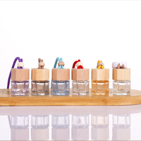 Flacon diffuseur de parfum de voiture hexagonal en verre de 8 ml vide avec bouchon en bois pour huiles essentielles et aromathérapie