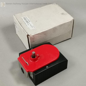 Euchner Mgb-h-aa1b1-r-114655 Nuevo en su Embalaje Original, Nuevo y Original en Existencia, PLC Dedicado para Automatización Industrial - Product Image 1