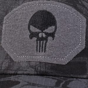 Cappellino da Baseball Tattico con Patch Teschio Punisher, Camouflage, Rete Traspirante, Visiera Curva, Regolabile, per Sport all'Aperto e Protezione Solare - Product Image 5
