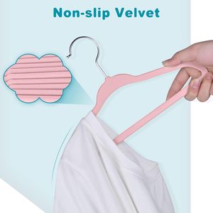 <span class=keywords><strong>Perchas</strong></span> <span class=keywords><strong>de</strong></span> <span class=keywords><strong>Terciopelo</strong></span> <span class=keywords><strong>de</strong></span> Lujo CHARISMA para Trajes, Delgadas, Antideslizantes, <span class=keywords><strong>de</strong></span> Velour Premium con Gancho Galvanizado para Uso en Armarios - Product Image 4