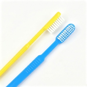 Spazzolino da Denti Usa e Getta Personalizzato con Logo, Pre-incollato, con Perle al Gusto di Menta per Hotel, Viaggi e Cliniche Dentistiche - Product Image 6