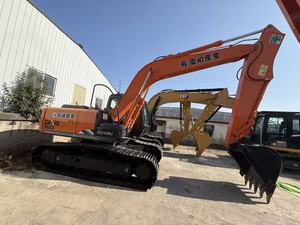 รถขุดตีนตะขาบฮิตาชิ ZX160 มือสอง พร้อมแขนยาวแบบกำหนดเองและบุ้งกี๋หินเสริมแรงสำหรับงานวิศวกรรม - Product Image 2