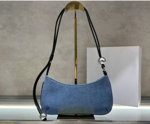 High-end Texture, Niche Luxury <b>Handbags</b>, Popular Versatile Crossbody Bags, Fashionable Shoulder Bags with Straps at the Armpit - Product Image 4