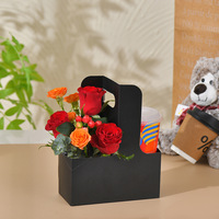 Boîte cadeau personnalisée romantique faite à la main en forme de fleur pour café à emporter, boîte cadeau en papier kraft pour l'emballage de café et de pâtisserie