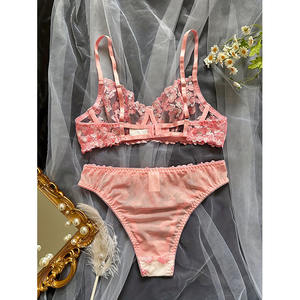 ชุด<span class=keywords><strong>2</strong></span>ชิ้นชุดชั้นในเซ็กซี่สำหรับสาวๆสีสันสดใสปักลายดอกไม้ใหม่ฤดูใบไม้ร่วง - Product Image 3