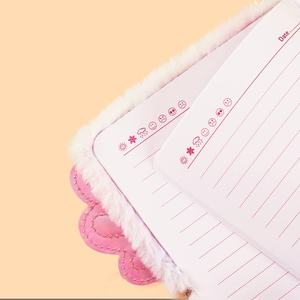 สมุดบันทึกไดอารี่ A5 แบบผ้ากำมะหยี่ น่ารัก สำหรับสาวๆ แฟนคลับ BTS พร้อมกุญแจล็อค แบบเย็บก้นห่วง - Product Image 6