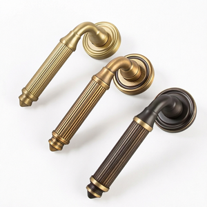 Manija de Puerta de Latón, Latón Satinado, Latón Antiguo, Herrajes de Latón Francés para Puertas de Hoteles y Residenciales - Product Image 1