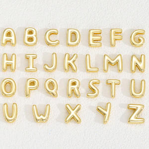 Nuevo Collar con Letra Burbuja de 26 Letras - Colgante de Letra Burbuja, Cadena Chapada en Oro, Diseño Vintage y Moderno, Regalo para Mujer - Product Image 3