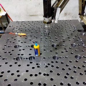 Machine de fraisage CNC à portique, taille maximale 4200 mm, pour le traitement de grandes plaques, fabrication sur mesure selon les dessins - Product Image 2