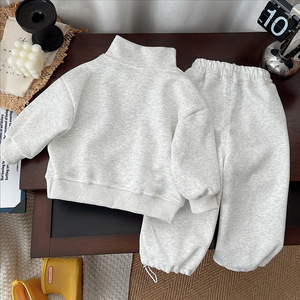 Nouvel ensemble deux pièces décontracté pour garçons, sweat-shirt à col montant, collection automne 2026 - Product Image 3