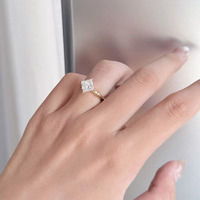 Anelli di Fidanzamento Minimalisti Unici Romantici Classici Principeschi in Oro Giallo 18K con Diamanti di Laboratorio per Donne