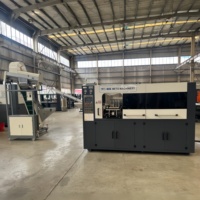 Machine de soufflage par étirage entièrement automatique 4 cavités 4000 BPH pour PET/PC, avec composants de pompe et moteur Mitsubishi PLC, haute productivité