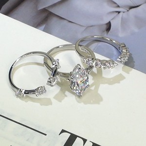 Anillo de Compromiso de Plata de Ley 925 con Diamante Moissanita Corte Marquesa, Joyería Fina Personalizada en Oferta - Product Image 3