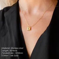 Collier minimaliste pour femme EMANCO, couleur or, chaîne en acier inoxydable, pendentif avec 26 lettres, pour un usage quotidien, bureau et fêtes, cadeau
