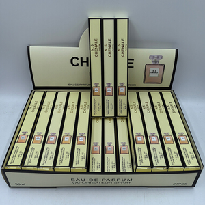 Mini <span class=keywords><strong>Parfum</strong></span> Femme NO 5 Échantillon de Marque Floral Promotionnel <span class=keywords><strong>Parfum</strong></span> Portable Petit Coffret de Voyage pour Dames Vente en Gros - Product Image 3