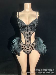 Traje de una Pieza Rojo con Pedrería y Plumas para Actuaciones en Bares, Bailarinas <span class=keywords><strong>GOGO</strong></span>, Cantantes Femeninas, Bailarinas de Samba - Product Image 2