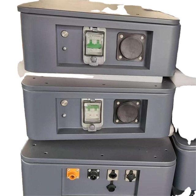 Bluesun Hot PV High Voltage Box Solar Box for Solar Energy Systems
