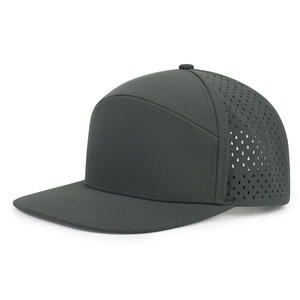 Casquette Snapback Unisexe Personnalisée OEM Performance Haute Qualité 6 Panneaux Imperméable avec Trous Découpés au Laser et Perforations Sportives - Product Image 5