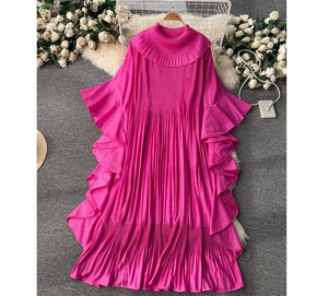 Nouvelle Robe Élégante Plissée à Col Rond pour Femmes d'Asie de l'Ouest - Robe Évasée à Volants Tendance Printemps - Product Image 1