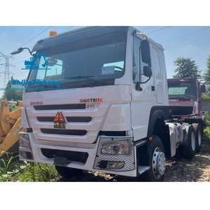 Camiones tractores Sinotruk Howo 6x4 de 10 ruedas usados, remolque usado en venta - Product Image 1