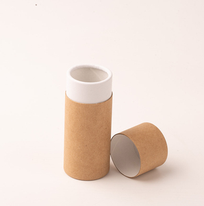 Tubos de bálsamo labial de papel revestido respetuosos con el medio ambiente personalizados Xinrunjin para productos de cuidado de labios para marcas de belleza pantallas minoristas - Product Image 1