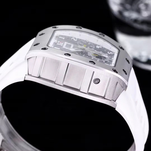 นาฬิกาโครโนกราฟโครงไทเทเนียมคุณภาพสูงพร้อมสายยางสีขาว - Product Image 4