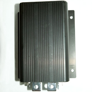 Contrôleur <span class=keywords><strong>de</strong></span> vitesse programmable pour moteur à courant continu série en série, 36-48V, 325A, P124M-5305 - Product Image 3