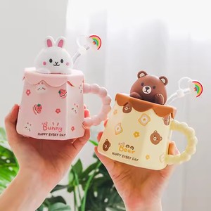 Tasse en céramique mignonne avec couvercle et paille tasse à café de bureau d'appel élevé pour les filles tasse à boire de l'eau - Product Image 1