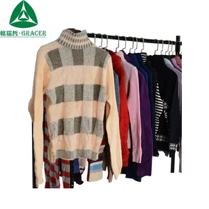 Fábrica China: Venta al por mayor de suéteres de cuello alto de moda para mujer Gracer A57-3, usados mixtos, tallas S-XXXL, limpios y cómodos para primavera. - Product Image 2