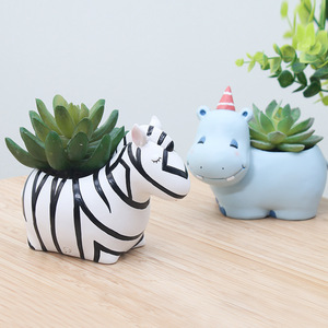 P146 vente en gros de fournitures de jardin mignon <span class=keywords><strong>mini</strong></span> petits pots de fleurs et jardinières ensemble pour animaux jardinière succulente <span class=keywords><strong>pot</strong></span> de fleur en résine Pots de plantes - Product Image 3