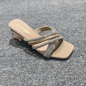 2026 New Styles Low Heels Anti-Slip Cross-Strap Summer Slippers <b>Women</b> Shoes Big Size Fashion Rhinestone <b>Sandals</b> for Ladies - Product Image 4