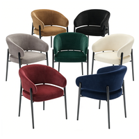 Fauteuil d'appoint luxueux avec structure métallique et revêtement en velours, dossier incurvé, pour salle à manger et salon