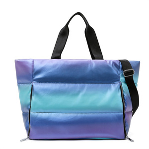 Sac de sport et de yoga personnalisé pour femme, avec compartiment sec/humide, sac à bandoulière matelassé, fermeture éclair, tendance - Product Image 5