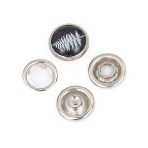 เสื้อผ้าเด็กทารกที่ปรับแต่งได้ ผลิตจากวัสดุที่เป็นมิตรต่อสิ่งแวดล้อม ปลอดสารพิษ ปลอดภัย ขอบเรียบ สัมผัสนุ่มสบาย พร้อมกระดุมแป๊ก - Product Image 1