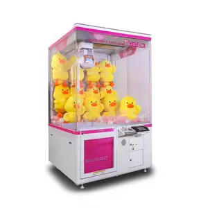 2019 newest Indoor coin operated 1/2 players double UFO claw game gashapon toys vending machine