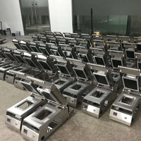 Machine d'emballage manuelle pour sceller les barquettes, vitesse de 6 à 8 barquettes/min, pour équipement de restauration et contenants alimentaires